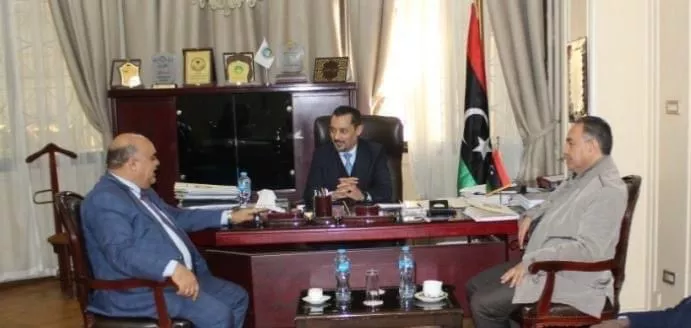 سعادة السفير القائم بأعمال السفارة الليبية بالقاهرة يستقبل الأستاذ الدكتور رمضان المدني رئيس الأكاديمية الليبية للدراسات العليا