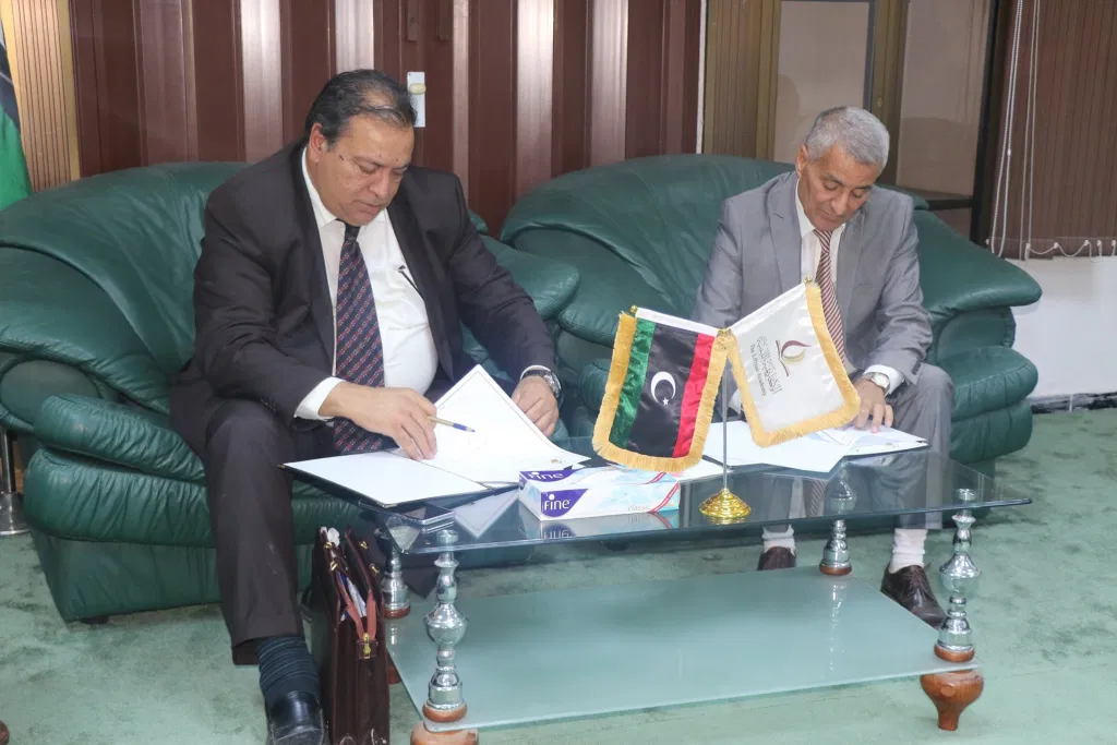 الأكاديمية الليبية توقع إتفاقية تعاون مع جامعة المرقب