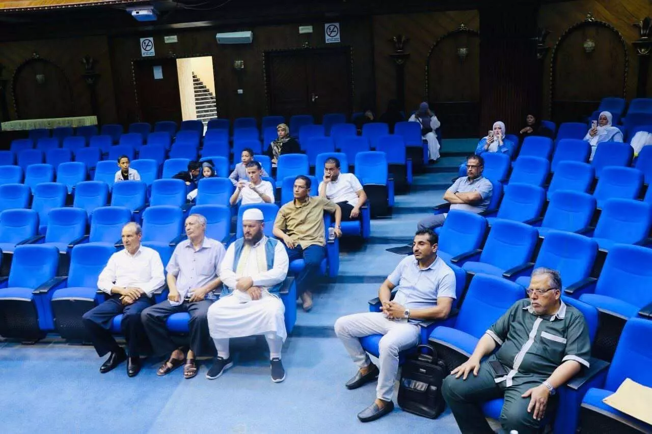 مدرسة العلوم الإنسانية تُجيز رسالة ماجستير المعنونة