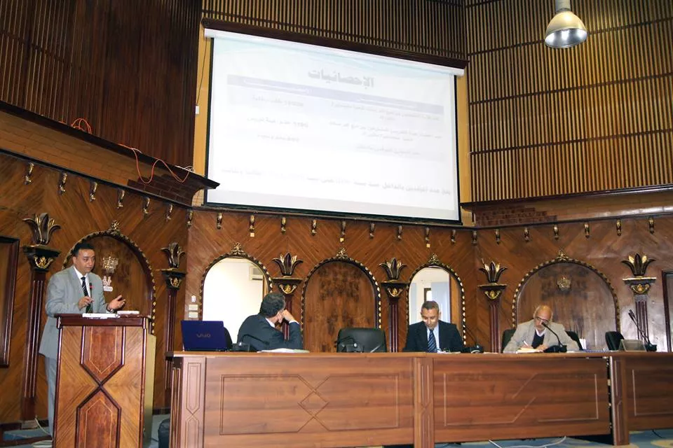 وزارة التعليم تعقد جلسة حوارية بالأكاديمية الليبية