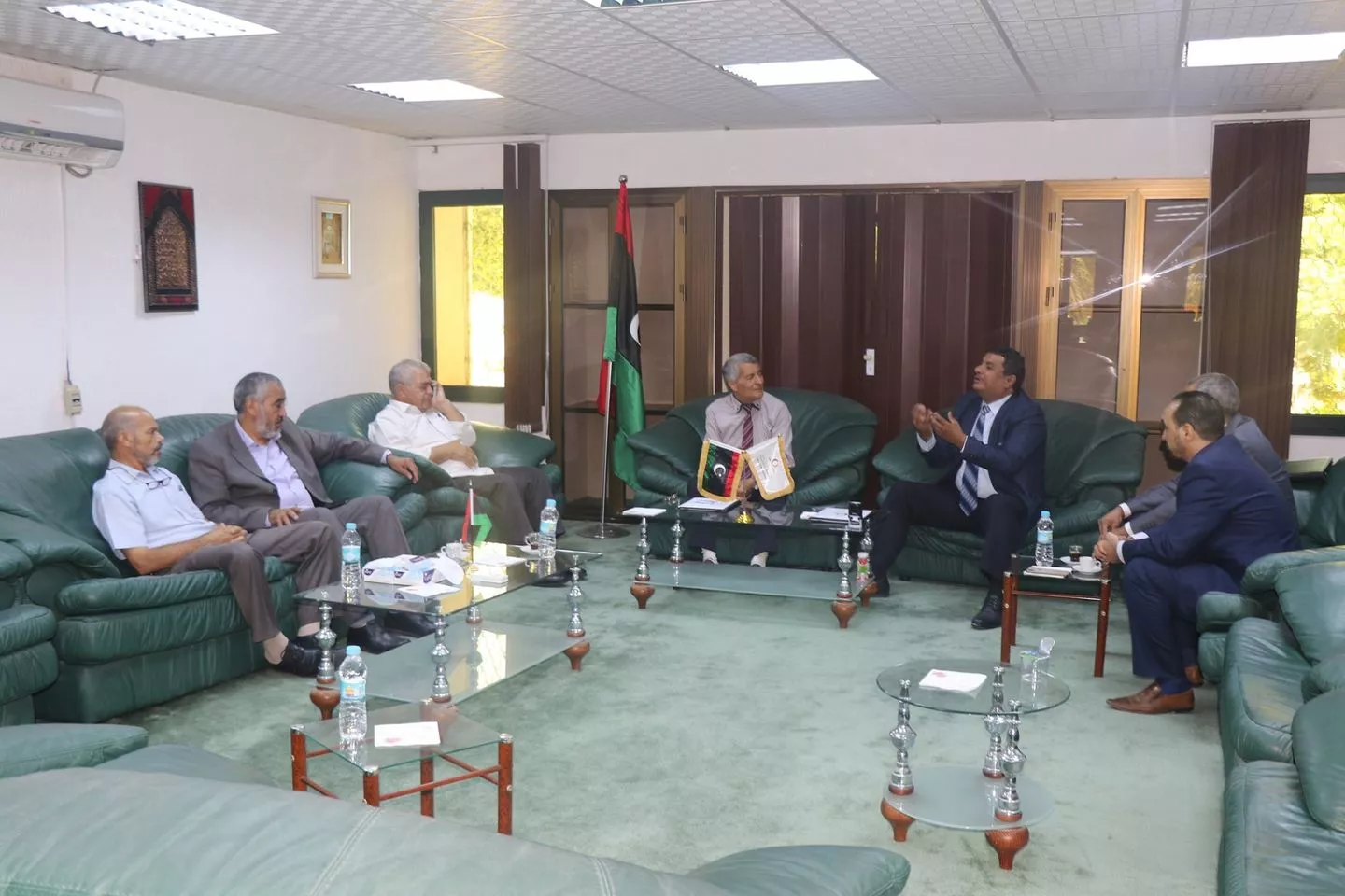 الأكاديمية الليبية توقع إتفاقية مع الجامعة الأسمرية