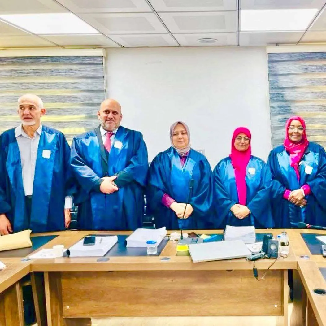 مدرسة العلوم الإنسانية تُجيز أطروحة دكتوراه المعنونه بــ