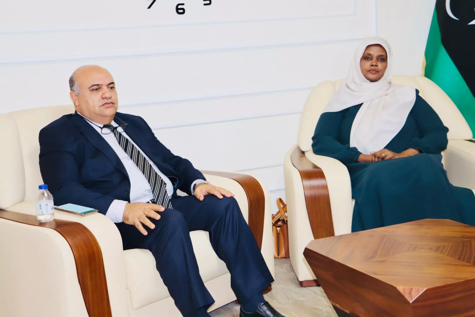 زيارة الأستاذة مبروكة توغي وزيرة الثقافة والتنمية المعرفية اليوم الخميس 4 أغسطس 2022 بزيارة الأكاديمية الليبية للدراسات العليا، حيث كان في استقبالها رئيس الأكاديمية الاستاذ الدكتور رمضان المدني.
