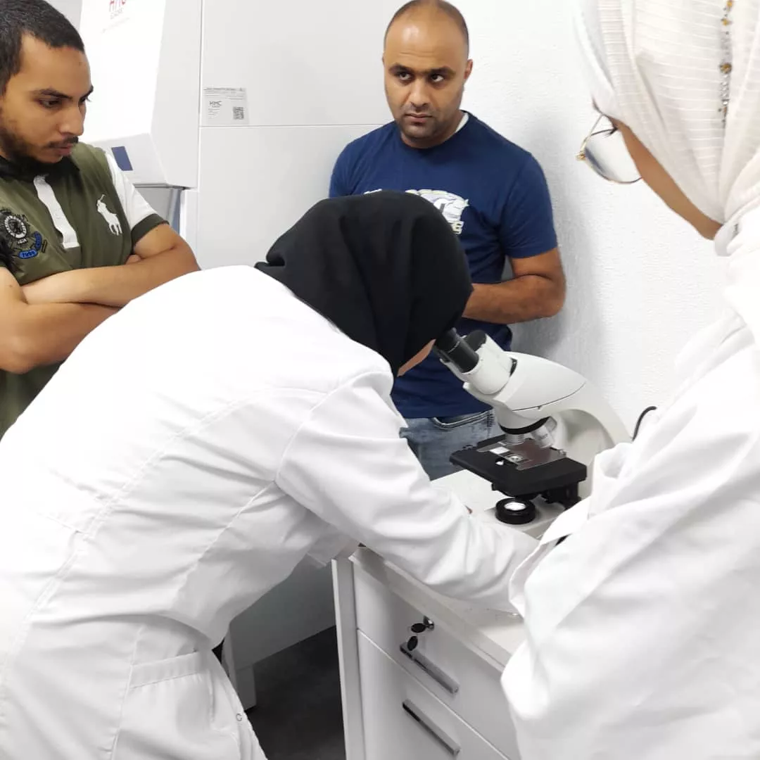 إطلاق البرنامج التدريبي لمشرفي المعامل البحثية بالأكاديمية الليبية