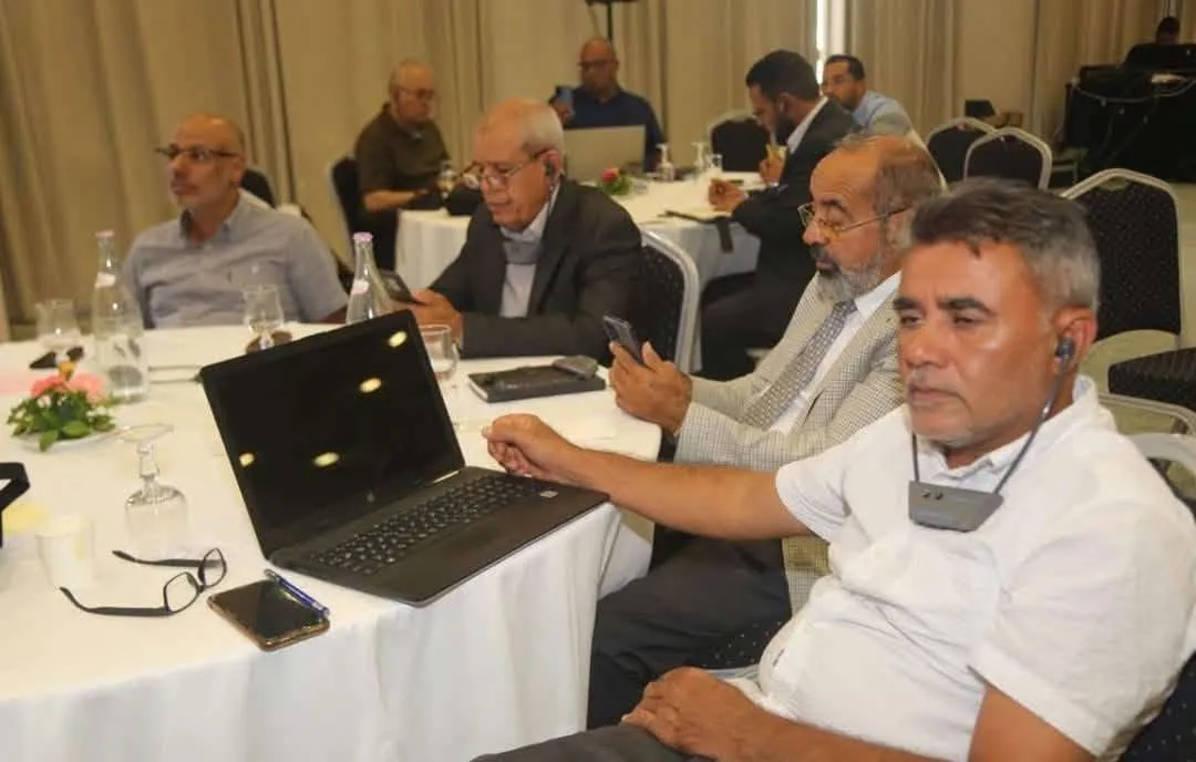 مشاركة علمية لعضو هيئة تدريس بالأكاديمية الليبية للدراسات العليا في ورشة عمل حول الاقتصاد الأخضر في ليبيا