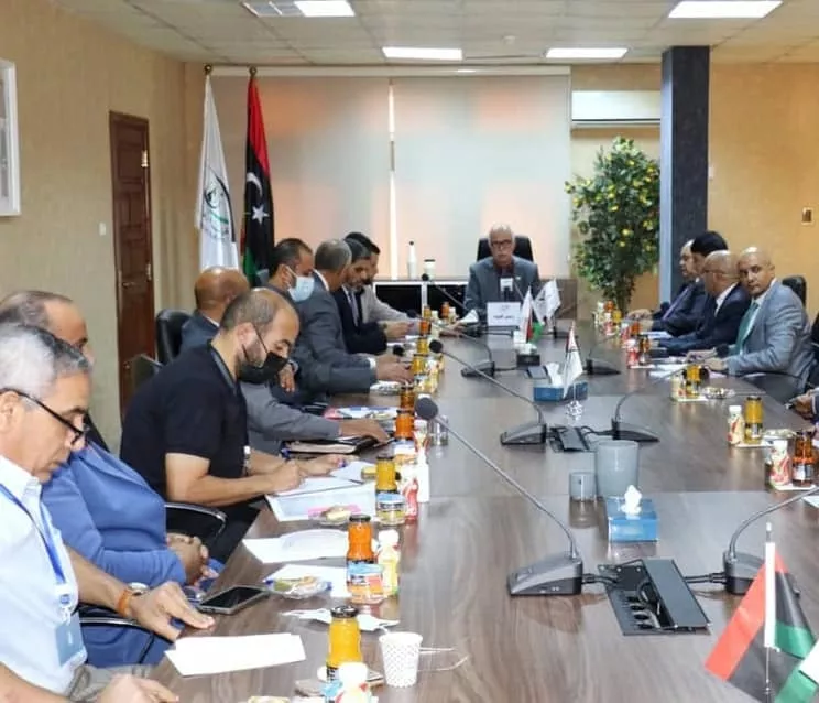 الأكاديمية الليبية للدراسات العليا توقع اتفاقية تدريب مع هيئة الرقابة الإدارية