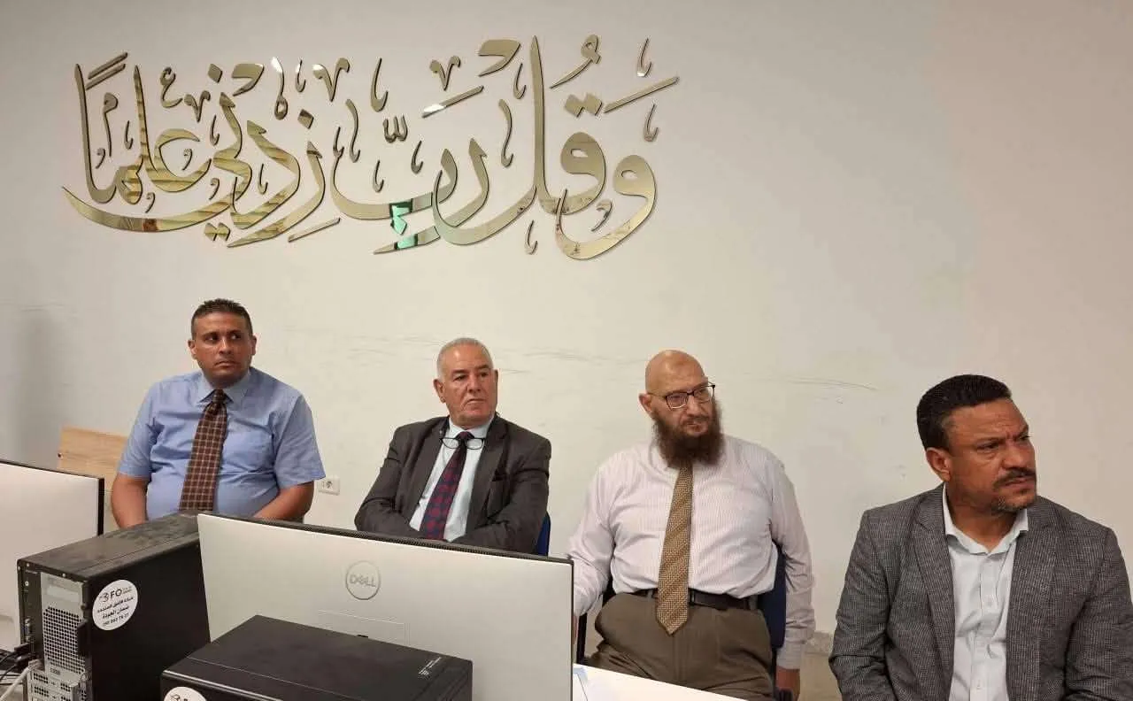 قسم الهندسة الكيميائية والنفطية ينظم جلسة علمية لمناقشة المقترحات البحثية وعروض نصف المدة لطلبة الدراسات العليا  جنزور | 02 يوليو 2026