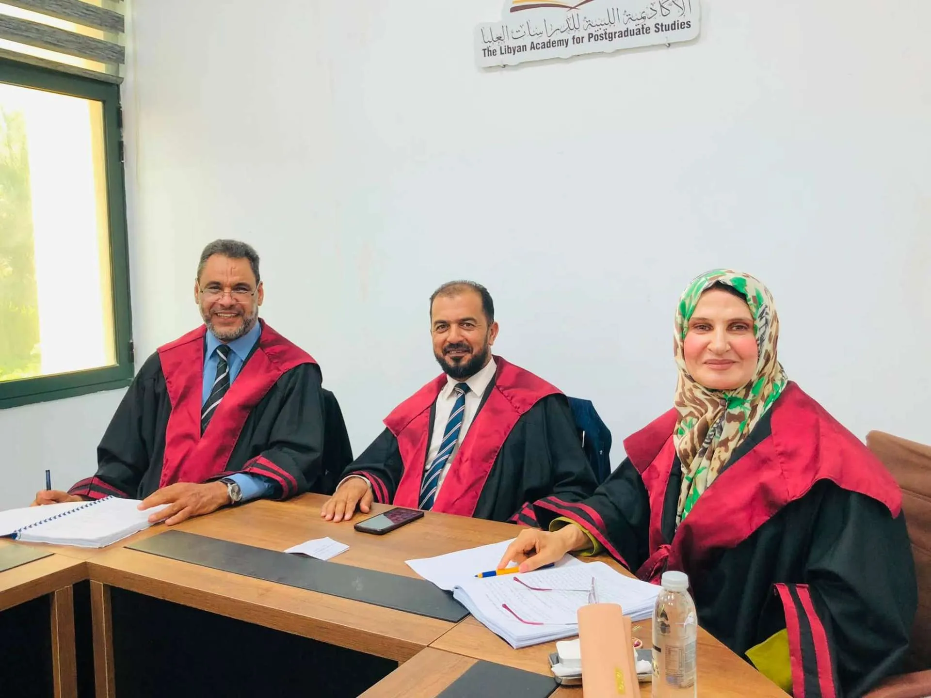 مدرسة العلوم القانونية بالأكاديمية الليبية تُجيز رسالة ماجستير حول النظام القانوني لاسترداد الأموال المتحصلة من الفساد في ليبيا