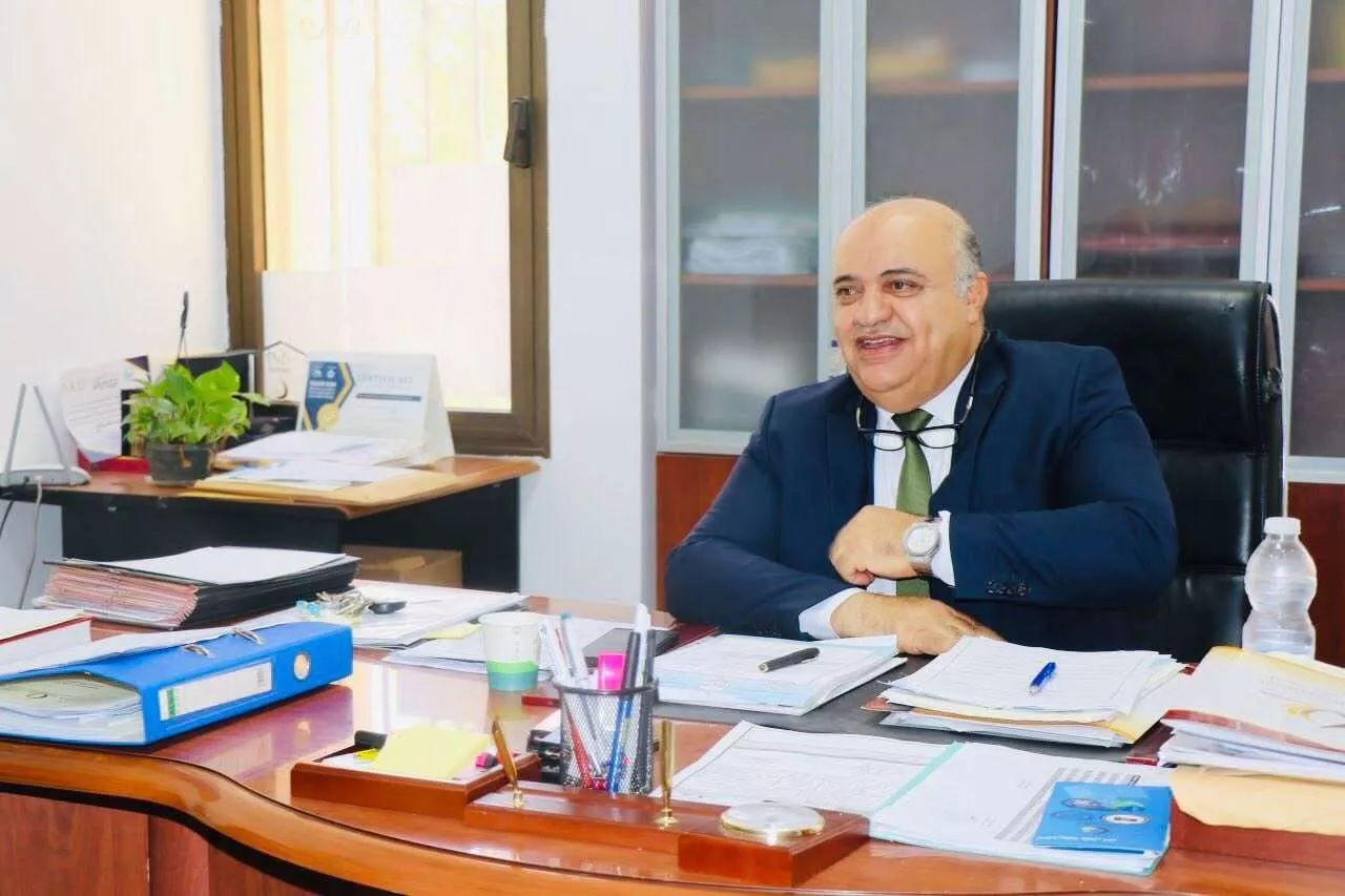 اجتماع رئيس الأكاديمية  الليبية بمدرسة العلوم التطبيقية و الهندسية