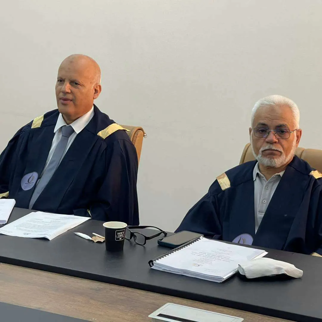 مدرسة العلوم الاساسية  تُجيز رسالة ماجستير المعنونه بــ