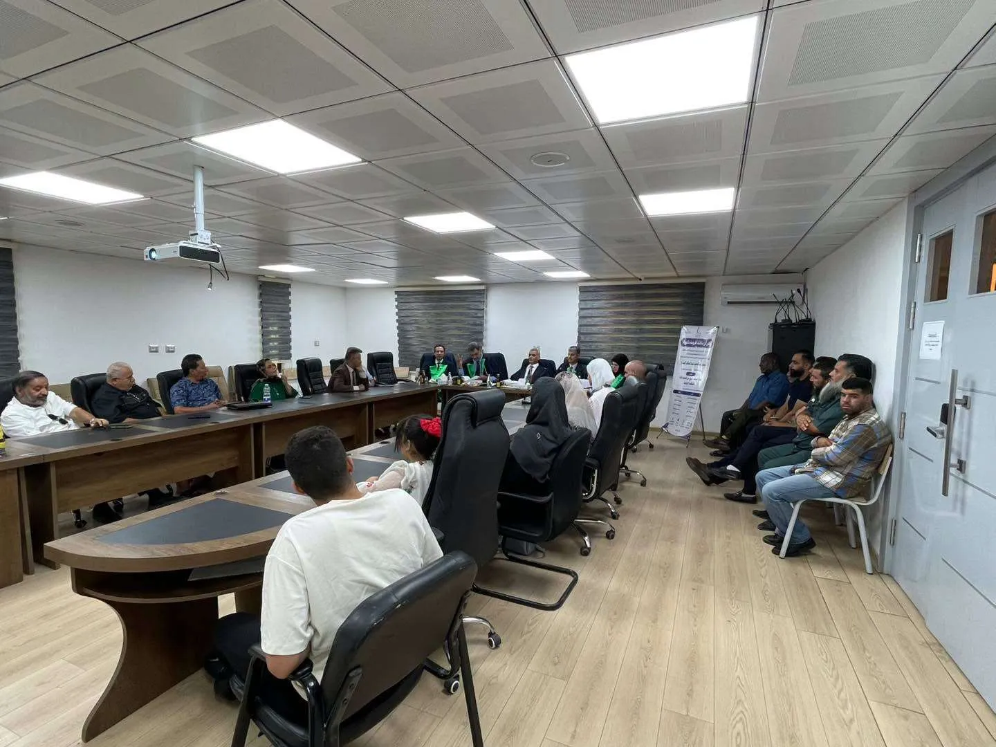 مدرسة الدراسات الاستراتيجية والدولية تجيز أطروحة دكتوراه المعنونه: بــ ( حماية الموظف الدولي من تعسف إدارة المنظمة الدولية )
