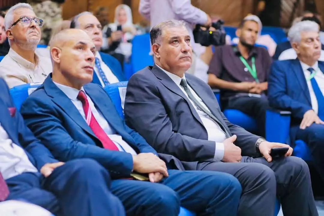 الأكاديمية الليبية للدراسات العليا تبحث أزمة الشبكة الكهربائية وتدعو لإقرار 
