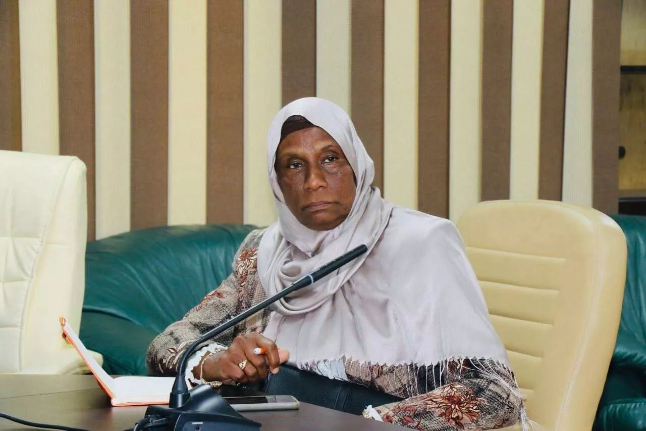 سيمنار علمي  لطلبة الماجستير و برنامج الدكتوراه بقسم  إدارة المعلومات والارشيف - بمدرسة العلوم الانسانية