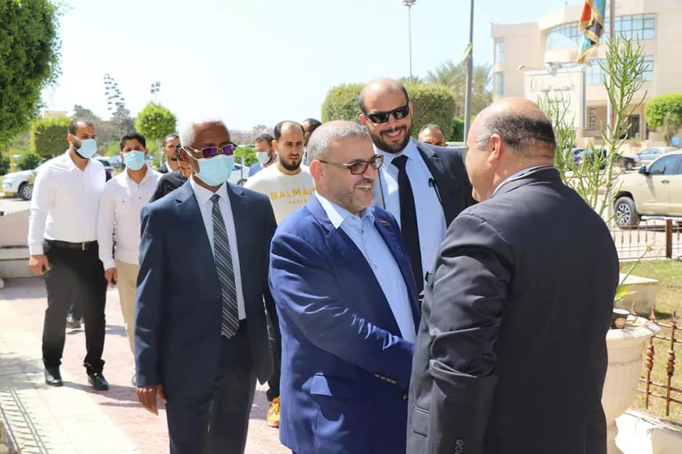 رئيس المجلس الأعلى للدولة ونائبيه يزور الأكاديمية الليبية للدراسات العليا