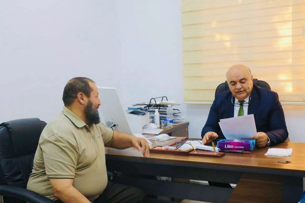 اجتماع رئيس الأكاديمية  الليبية بمدرسة العلوم الطبيةً