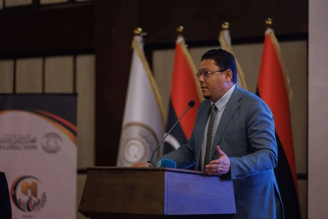 مشاركة عضو هيئة التدريس بقسم القانون العام وعميد مدرسة العلوم القانونية في حوارية المجلس الأعلى للدولة حول دور المجلس في الاستحقاق الوطني
